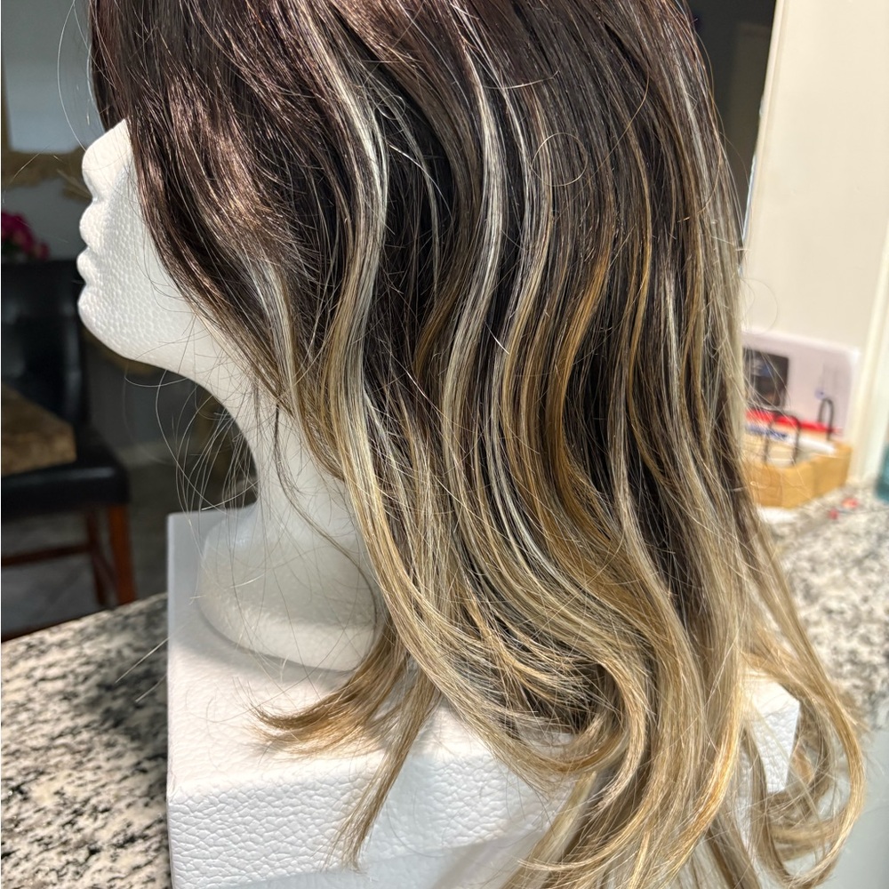 Stylish Brown and Blonde Women's Wig